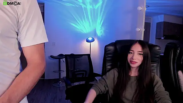 Snapshot of Mikeyvioleta_ chatting on February 2026 10:04:01 AM Mikeyvioleta online show from February 2026 10:04:01 AM