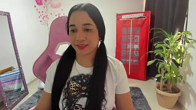 Kruela online show from November 2025 01:12:01 PM