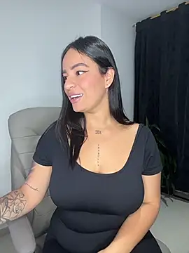 Emily Kurth23 online show from November 2025 11:27:01 PM