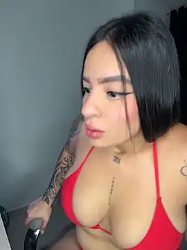 Emily Kurth23 online show from December 2025 12:46:01 AM