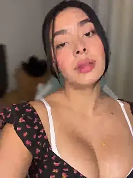 MiaSofia   online show from April 2026 04:48:01 AM