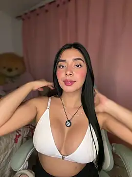 Snapshot of MiaSofia__ chatting on June 2026 05:18:02 AM MiaSofia online show from June 2026 05:18:02 AM