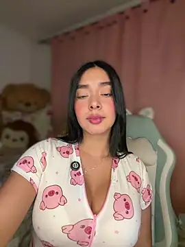 Snapshot of MiaSofia__ chatting on May 2026 03:47:01 AM MiaSofia online show from May 2026 03:47:01 AM