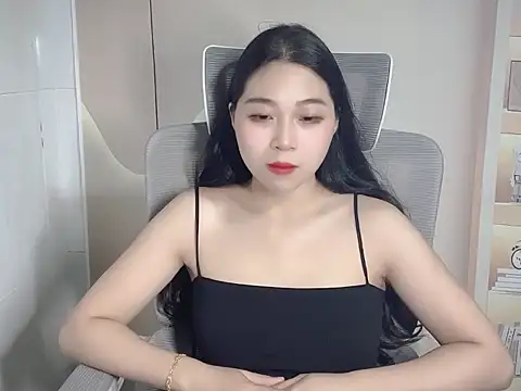 Lilybelle-e online show from October 2025 05:55:02 AM