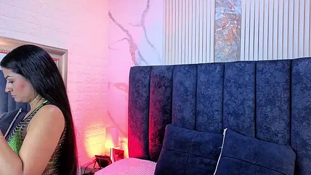 MarScarlett online show from November 2025 12:04:02 PM