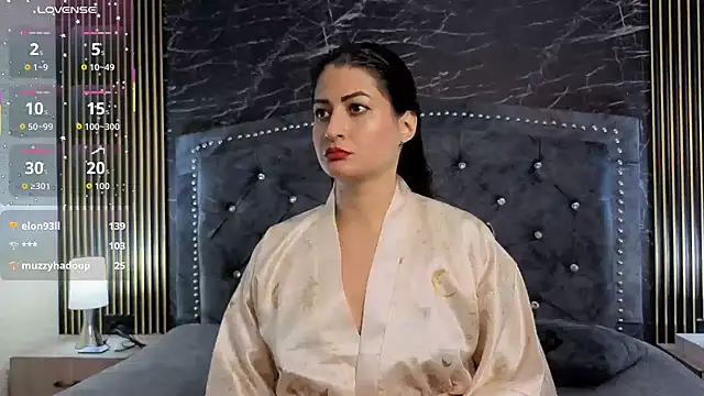 MarScarlett online show from December 2025 03:23:01 PM