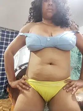 Snapshot of Karenmtroconiz chatting on December 2025 02:56:01 PM Karenmtroconiz online show from December 2025 02:56:01 PM