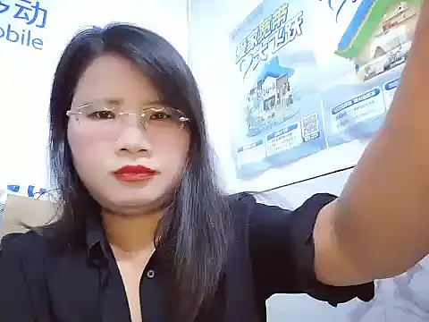 Snapshot of Rose-128 chatting on October 2025 01:49:01 AM Rose-128 online show from October 2025 01:49:01 AM