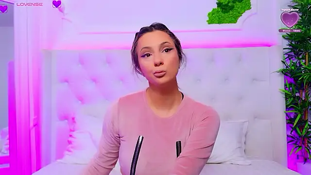 AriannaSins online show from February 2026 01:51:02 PM