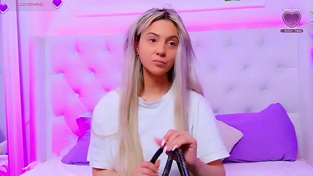 AriannaSins online show from March 2026 02:17:02 PM