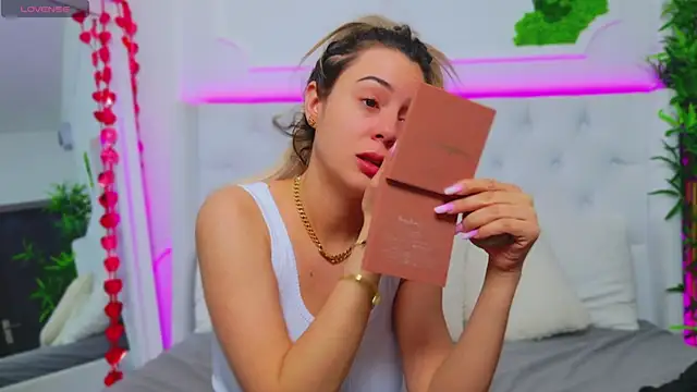 AriannaSins online show from March 2025 05:39:01 AM