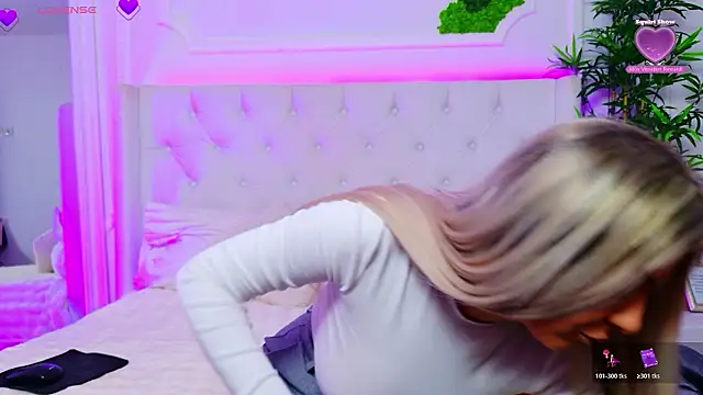 AriannaSins online show from March 2026 01:30:01 PM