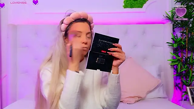 AriannaSins online show from February 2026 01:31:02 PM