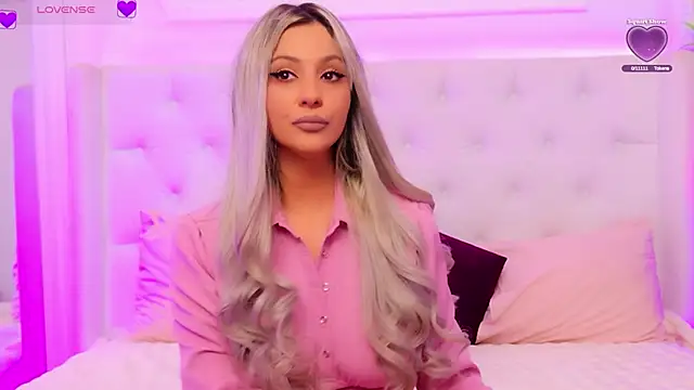 AriannaSins online show from April 2026 12:50:02 PM