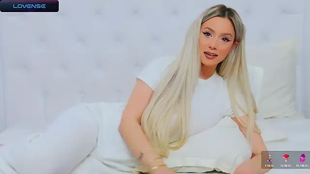 AriannaSins online show from February 2025 07:19:02 PM