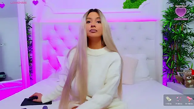 AriannaSins online show from December 2025 01:48:02 PM