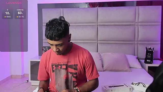 SweetAndSinful online show from November 2025 03:21:01 AM