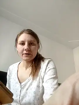 SandyCassie online show from March 2026 07:30:01 AM