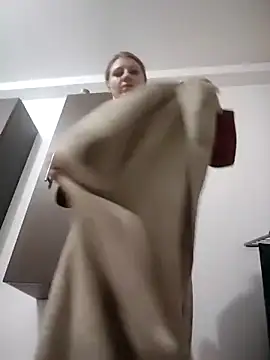 SandyCassie online show from April 2026 06:49:02 PM