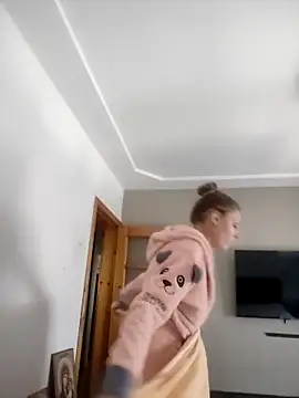 SandyCassie online show from March 2026 11:06:01 AM