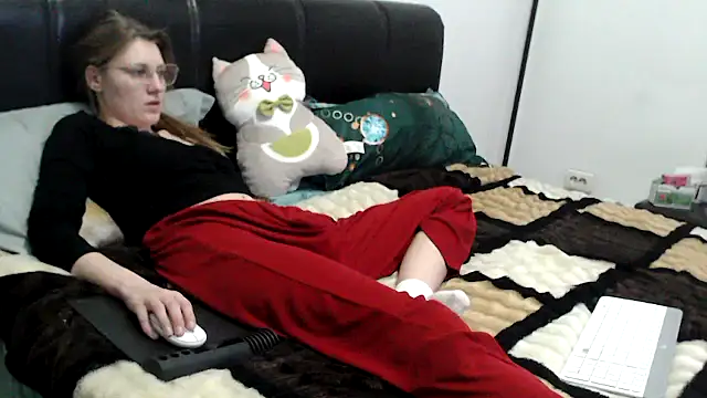 SandyCassie online show from February 2026 06:52:01 PM