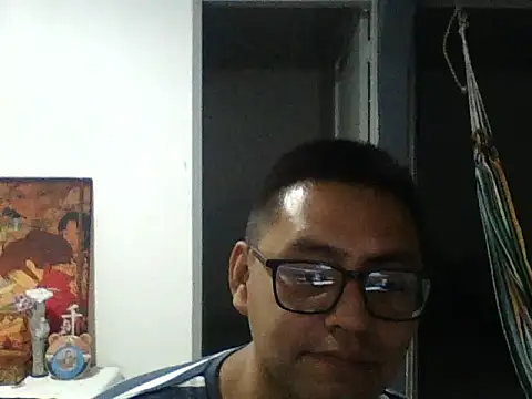 Snapshot of DariusNoir chatting on October 2025 01:42:02 AM DariusNoir online show from October 2025 01:42:02 AM