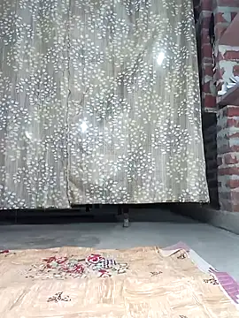 Snapshot of Rajni_chauhan chatting on December 2025 04:17:02 PM Rajni chauhan online show from December 2025 04:17:02 PM