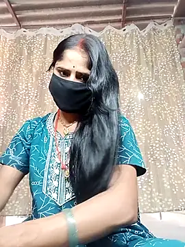 Snapshot of Rajni_chauhan chatting on November 2025 08:03:02 AM Rajni chauhan online show from November 2025 08:03:02 AM