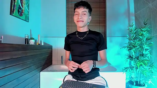 Tiam muller online show from October 2025 04:00:01 AM