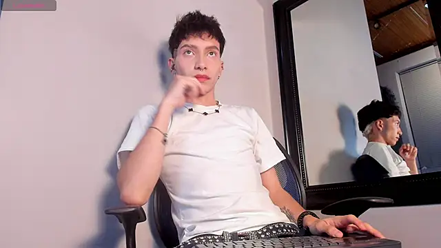 Tiam muller online show from December 2025 03:51:01 AM