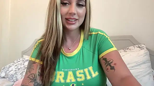 Amiraxevans online show from March 2026 11:20:01 AM