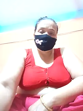 Snapshot of Moyna_1 chatting on October 2025 03:46:02 PM Moyna 1 online show from October 2025 03:46:02 PM