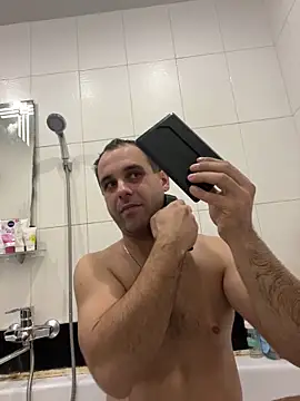 AndyLynn online show from November 2025 07:40:02 PM