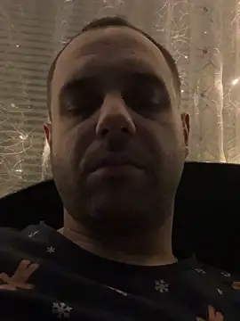 AndyLynn online show from November 2025 04:18:02 PM