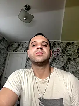 AndyLynn online show from November 2025 06:17:01 AM