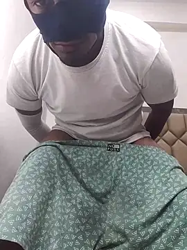 Mysterious Prince online show from November 2025 05:50:01 PM