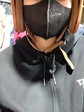 Michan68 online show from December 2025 07:41:02 AM