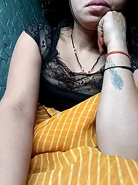 Snapshot of diksha--s chatting on January 2026 10:04:01 PM diksha--s online show from January 2026 10:04:01 PM