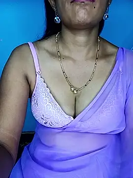 Snapshot of Deepa_telugu chatting on April 2026 04:30:01 PM Deepa telugu online show from April 2026 04:30:01 PM