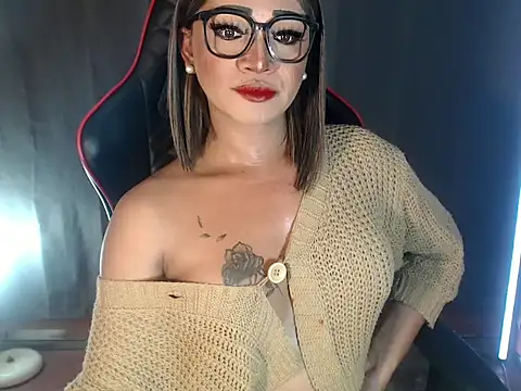 smokeprincess online show from April 2026 05:28:02 PM