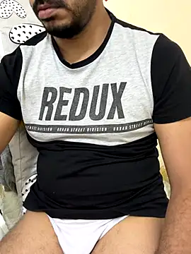 Handsome8677 online show from October 2025 07:50:02 AM