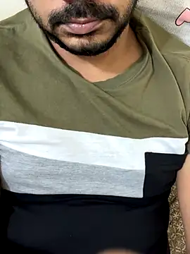 Handsome8677 online show from November 2025 10:36:01 PM