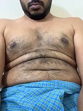 Handsome8677 online show from October 2025 09:28:02 PM