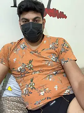 Handsome8677 online show from November 2025 09:47:02 AM