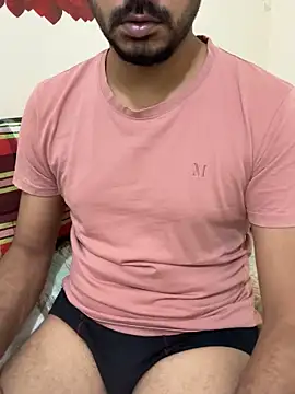 Handsome8677 online show from October 2025 07:51:01 AM