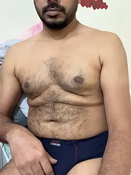 Handsome8677 online show from December 2025 01:06:01 PM