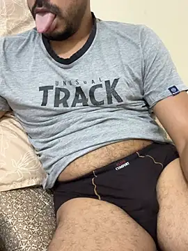 Snapshot of Handsome8677 chatting on February 2026 07:31:01 AM Handsome8677 online show from February 2026 07:31:01 AM