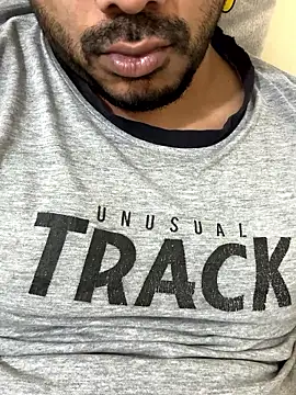 Snapshot of Handsome8677 chatting on January 2026 11:00:01 PM Handsome8677 online show from January 2026 11:00:01 PM