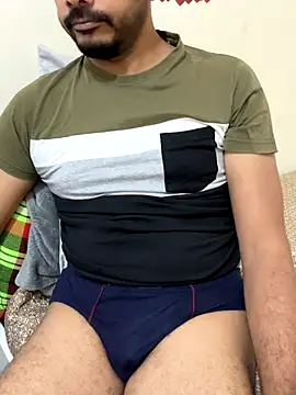 Handsome8677 online show from November 2025 08:03:02 AM