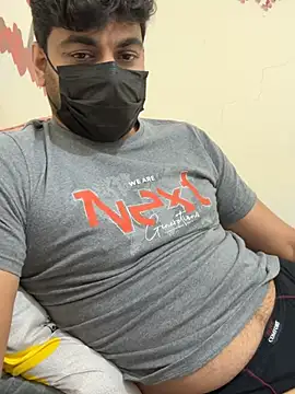 Snapshot of Handsome8677 chatting on January 2026 09:35:01 AM Handsome8677 online show from January 2026 09:35:01 AM